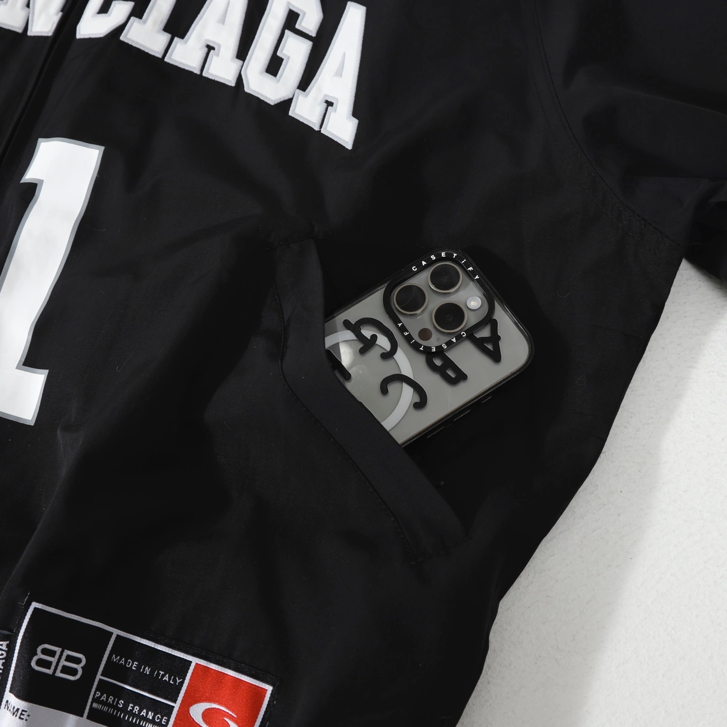 &wg.luxury-- 218593i16 01 Embroidery oversize item:E-F000G2293H